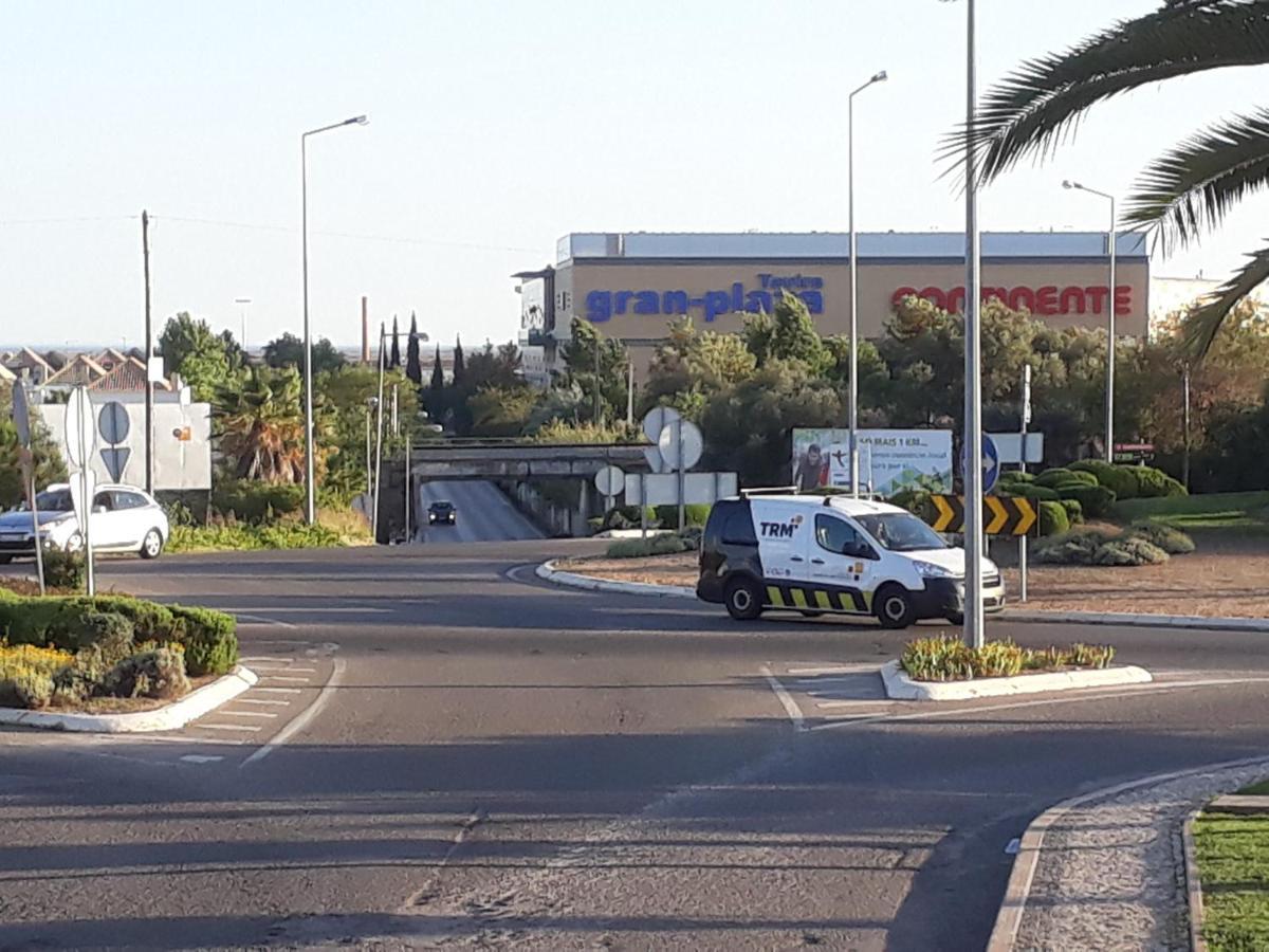 Aparte Wohnung Mit Sudterrasse Am Park Tavira Eksteriør bilde
